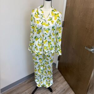 Petite Plume Lemon Print Pajamas